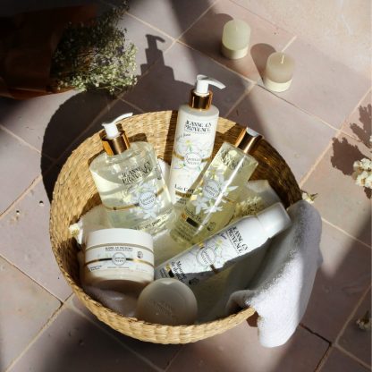 Panier de présentation de toute la gamme Jasmin Secret Jeanne en Provence