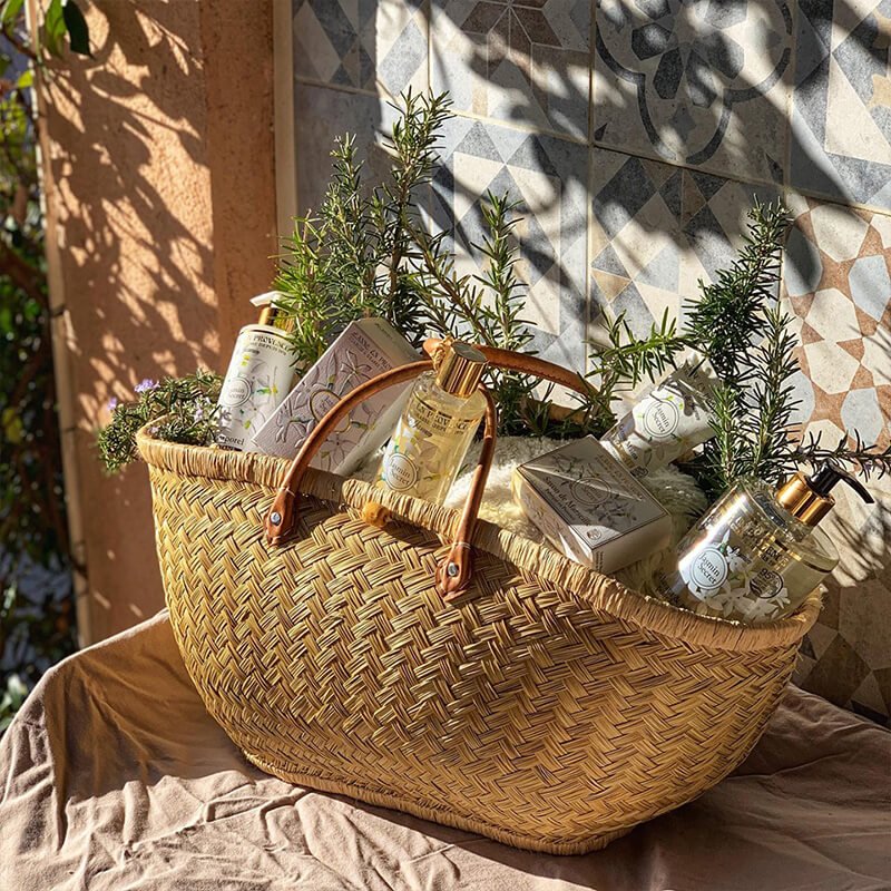 Soins corps Jasmin Jeanne en Provence